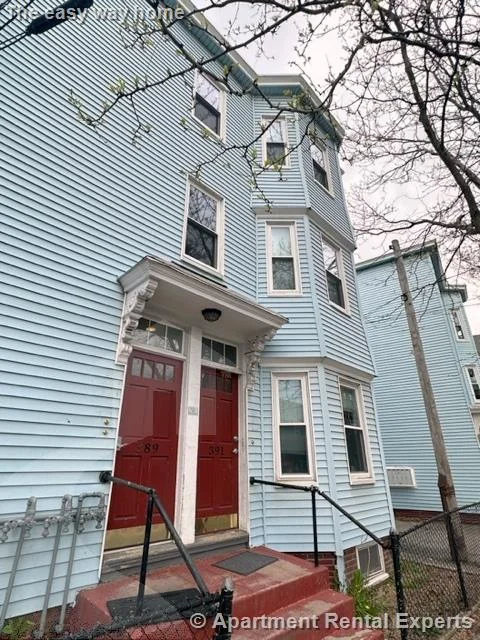 2 bed, 1 bath apartment for rent at 391 Columbia St, Inman Square — photo 9 of 9