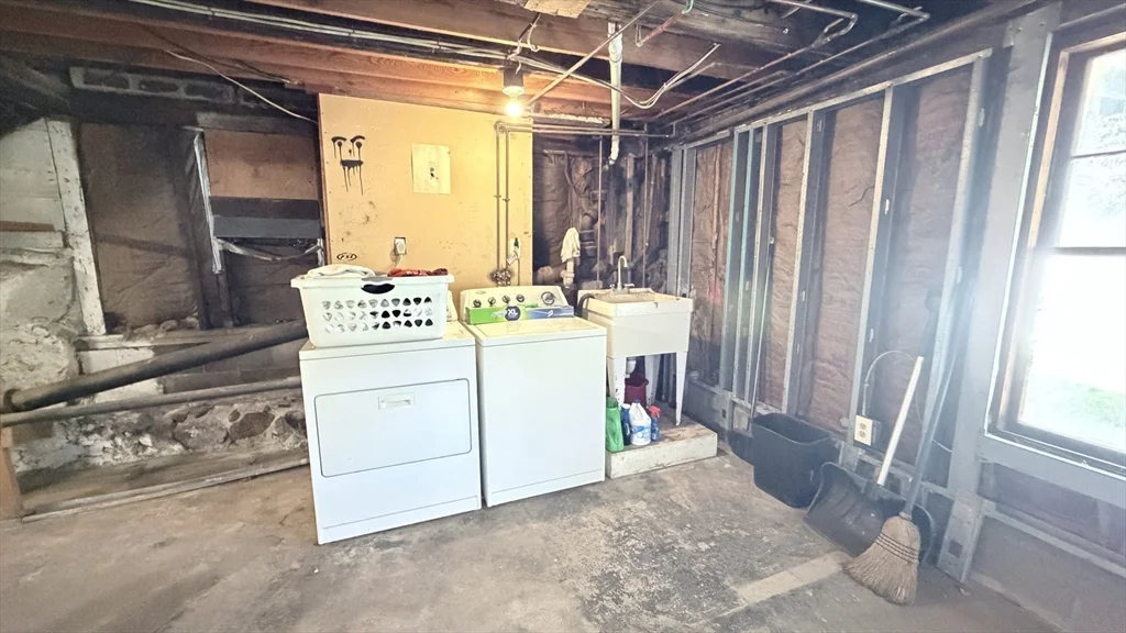 3 bed, 1 bath apartment for rent at 391 Commercial St, Braintree — photo 20 of 21