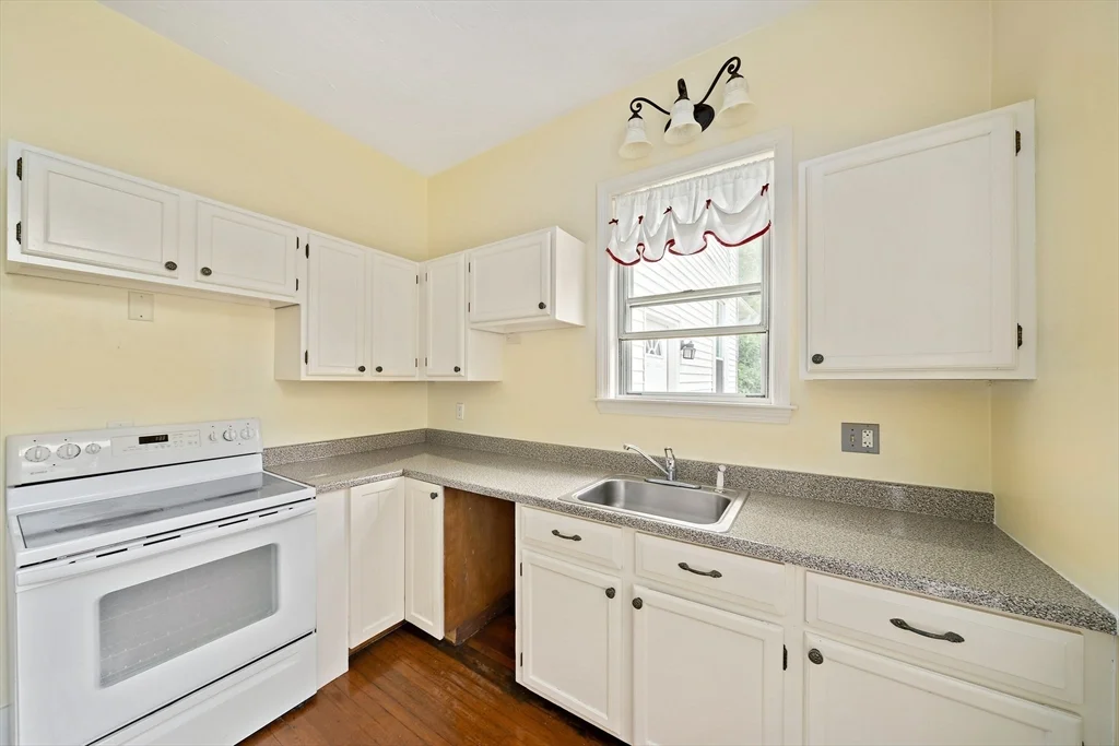 1 bed, 1 bath apartment for rent at 391 Elm St Unit 2, Braintree — photo 6 of 11