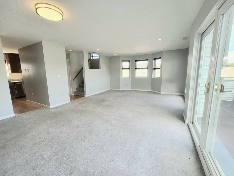 2 bed, 1 bath apartment for rent at 391 Hyde Park Ave Unit 206, Jamaica Plain — photo 4 of 29