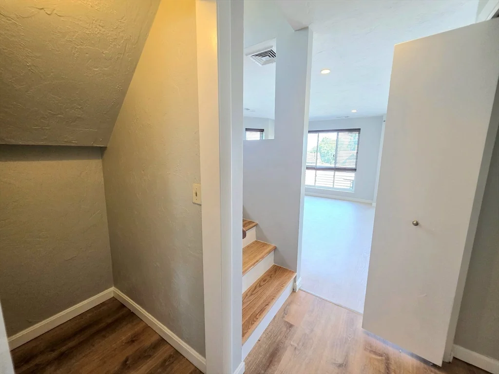 2 bed, 1 bath apartment for rent at 391 Hyde Park Ave Unit 206, Jamaica Plain — photo 15 of 29