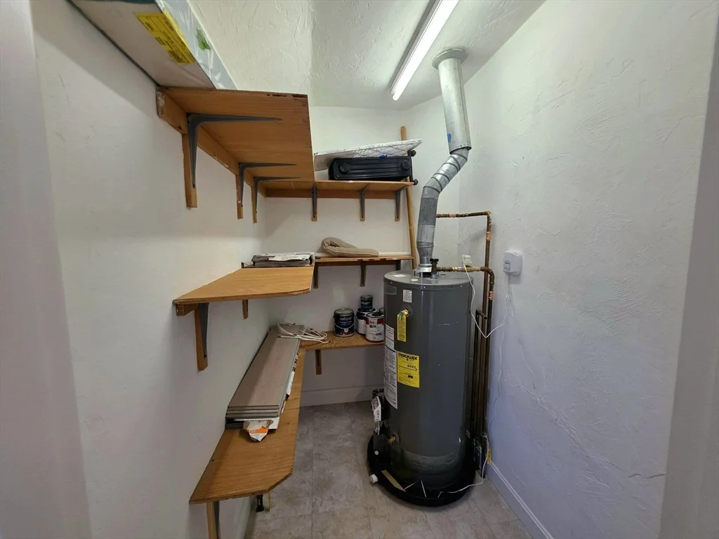 2 bed, 1 bath apartment for rent at 391 Hyde Park Ave Unit 206, Jamaica Plain — photo 26 of 29