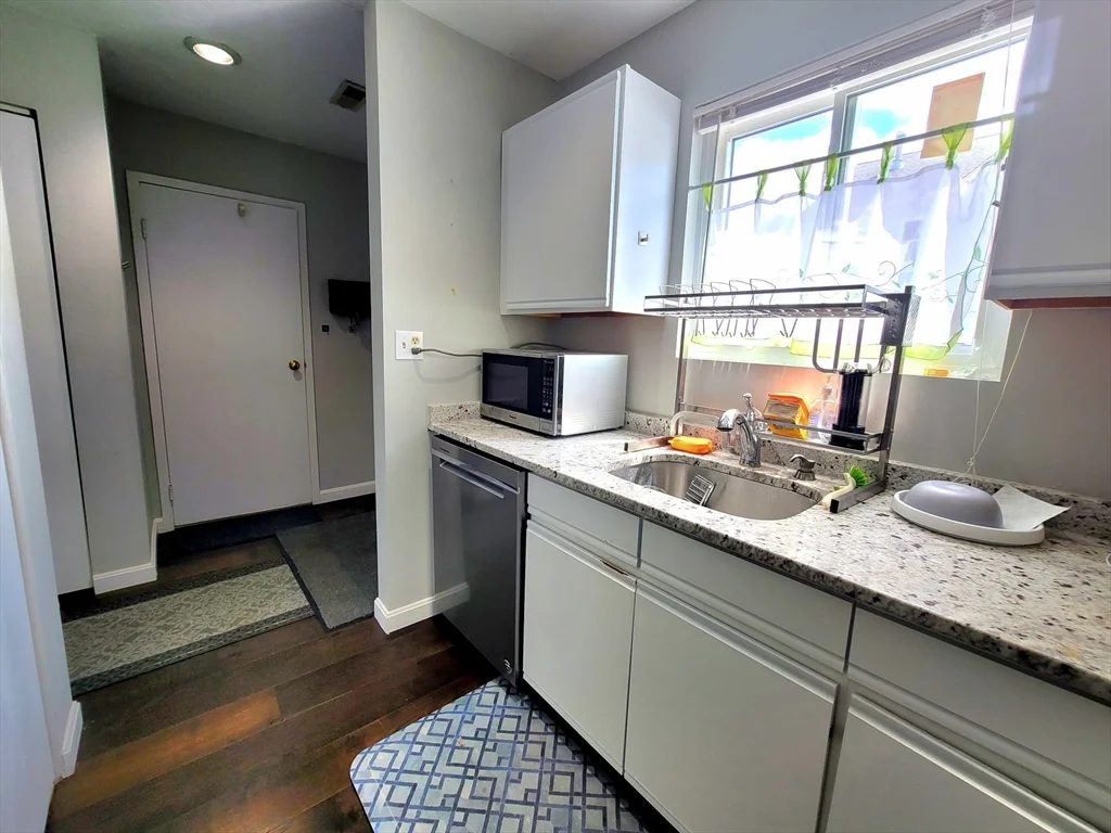 2 bed, 1 bath apartment for rent at 391 Hyde Park Ave Unit 212, Jamaica Plain — photo 18 of 36