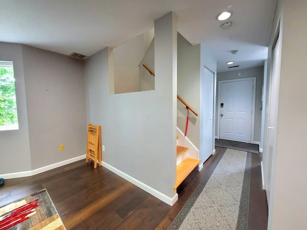 2 bed, 1 bath apartment for rent at 391 Hyde Park Ave Unit 212, Jamaica Plain — photo 21 of 36
