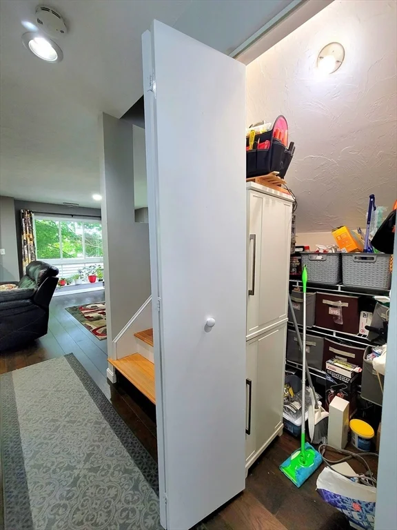 2 bed, 1 bath apartment for rent at 391 Hyde Park Ave Unit 212, Jamaica Plain — photo 32 of 36