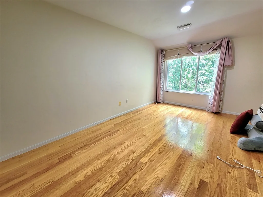 2 bed, 1 bath apartment for rent at 391 Hyde Park Ave Unit 212, Jamaica Plain — photo 28 of 36