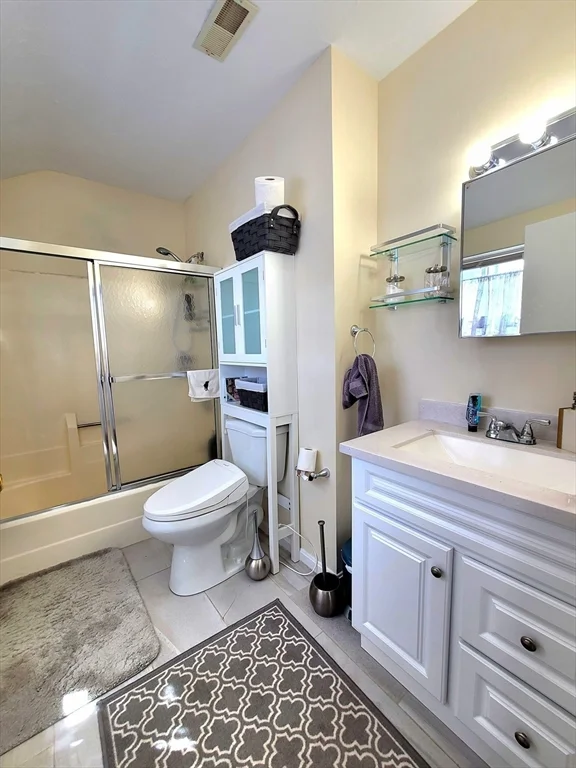 2 bed, 1 bath apartment for rent at 391 Hyde Park Ave Unit 212, Jamaica Plain — photo 29 of 36