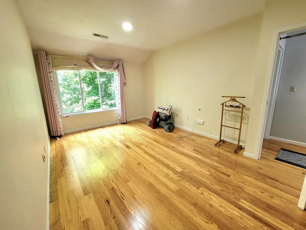 2 bed, 1 bath apartment for rent at 391 Hyde Park Ave Unit 212, Jamaica Plain — photo 27 of 36