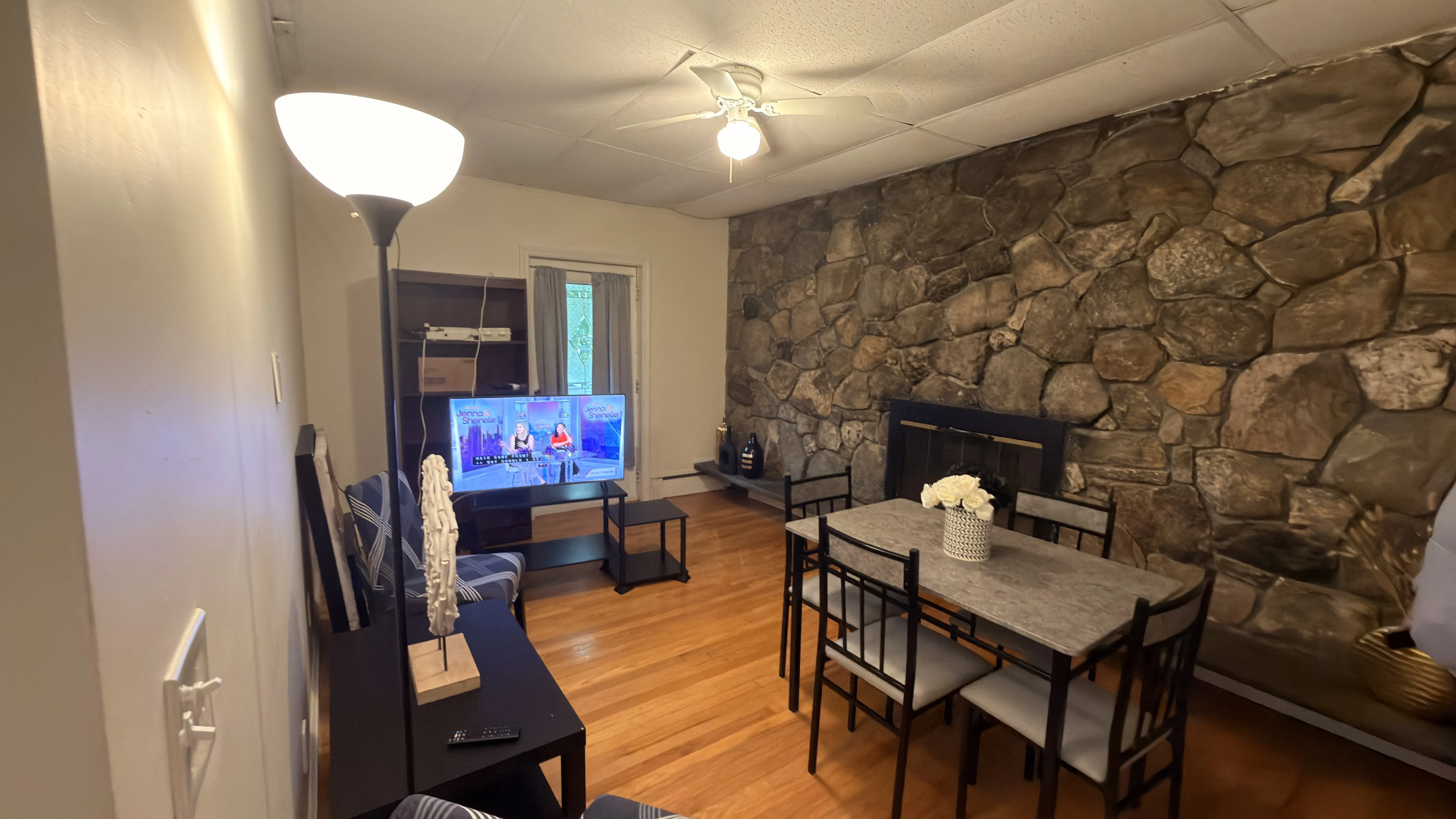 1.5 bed, 1 bath apartment for rent at 391 Langley Rd Unit 11, Thompsonville — photo 12 of 17