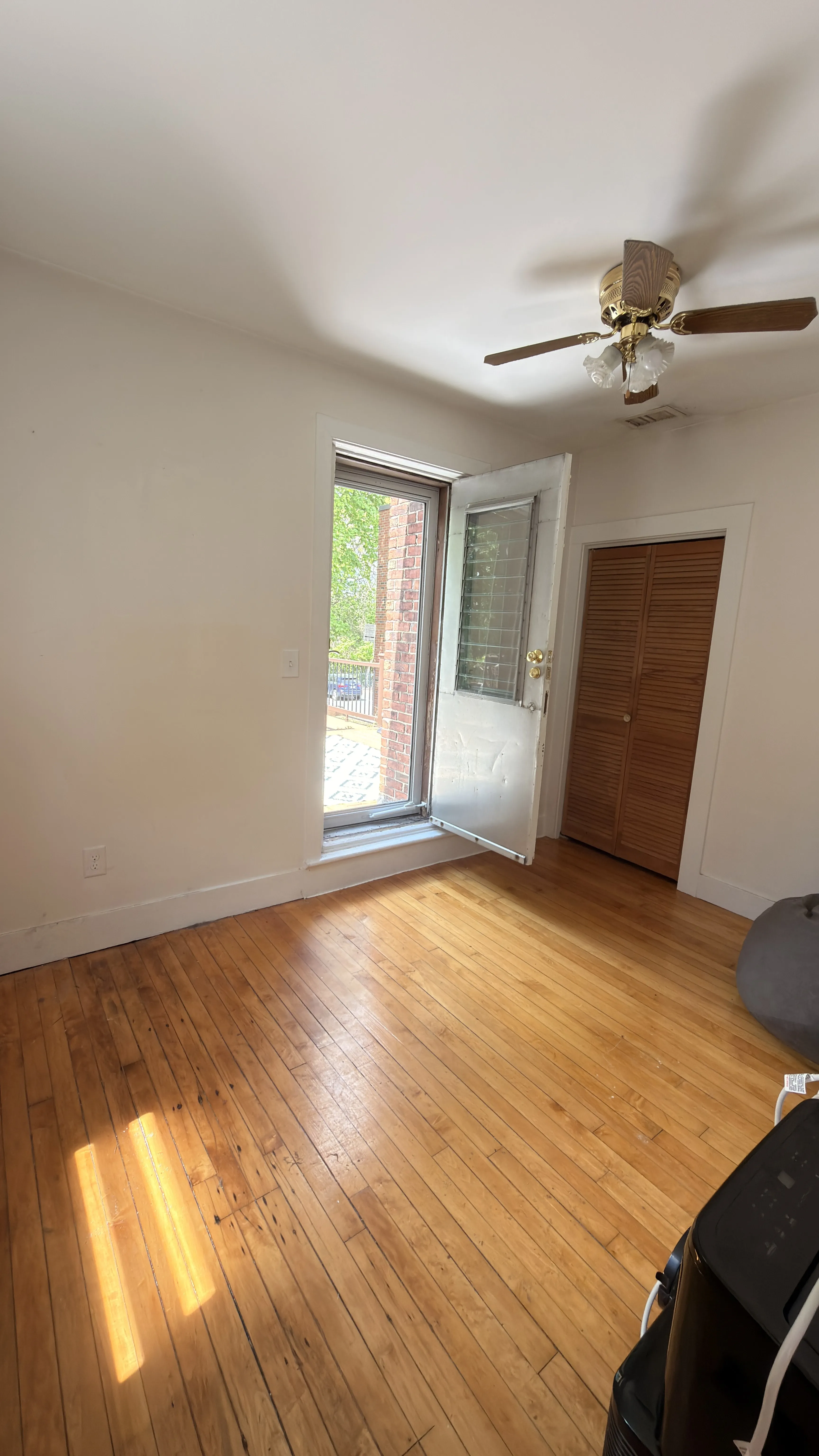 2 bed, 1 bath apartment for rent at 391 Langley Rd Unit 2, Thompsonville — photo 5 of 30