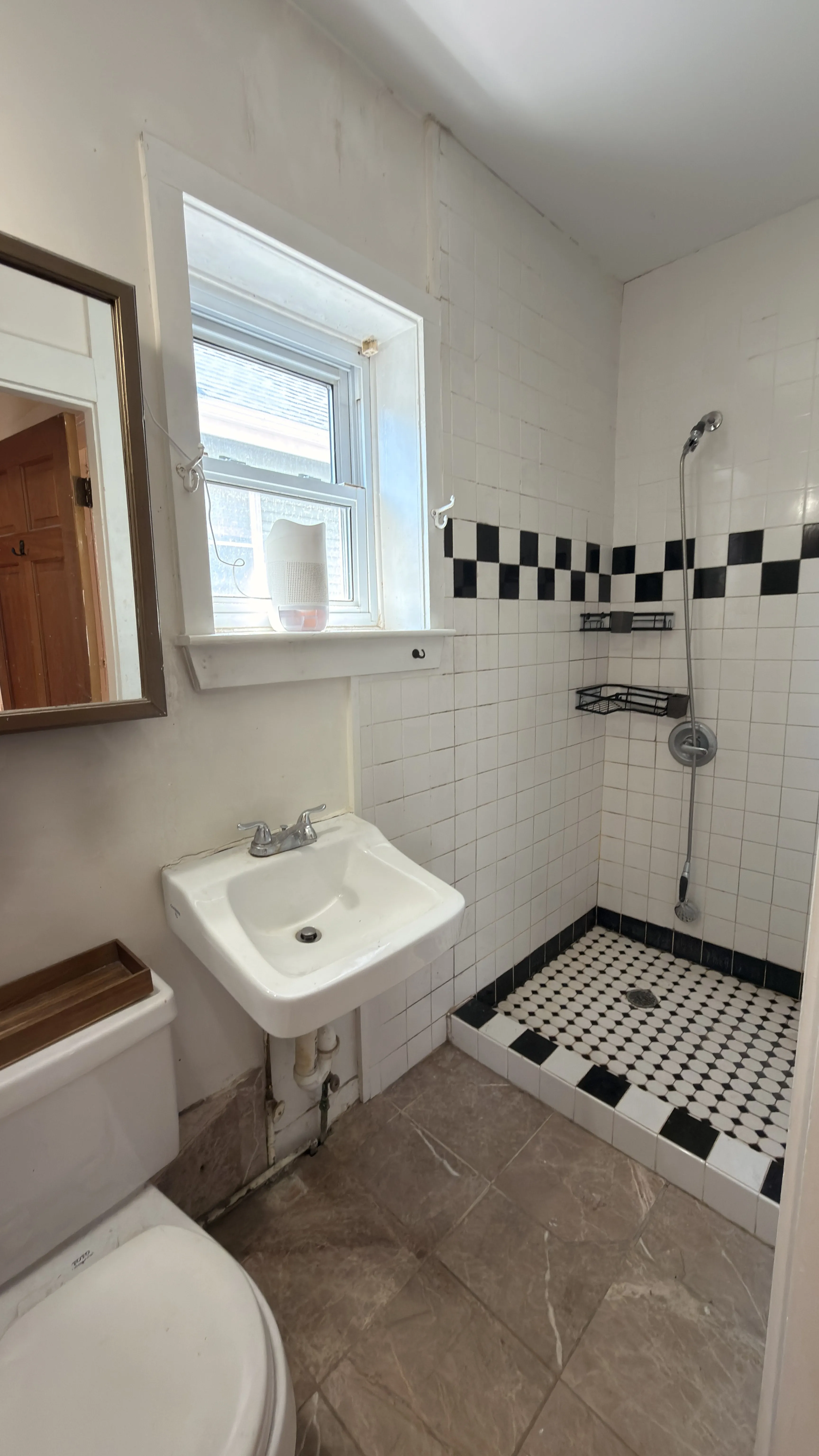 2 bed, 1 bath apartment for rent at 391 Langley Rd Unit 2, Thompsonville — photo 13 of 30