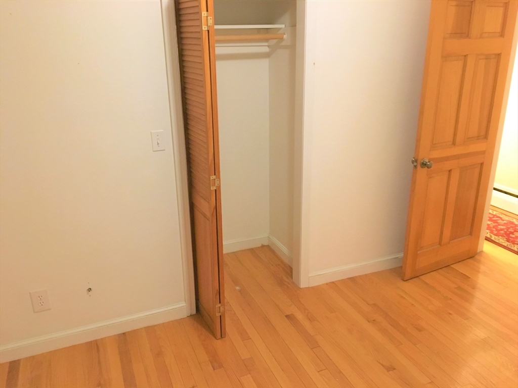 1 bed, 1 bath apartment for rent at 391 Newton St Unit 2, Chestnut Hill — photo 16 of 17