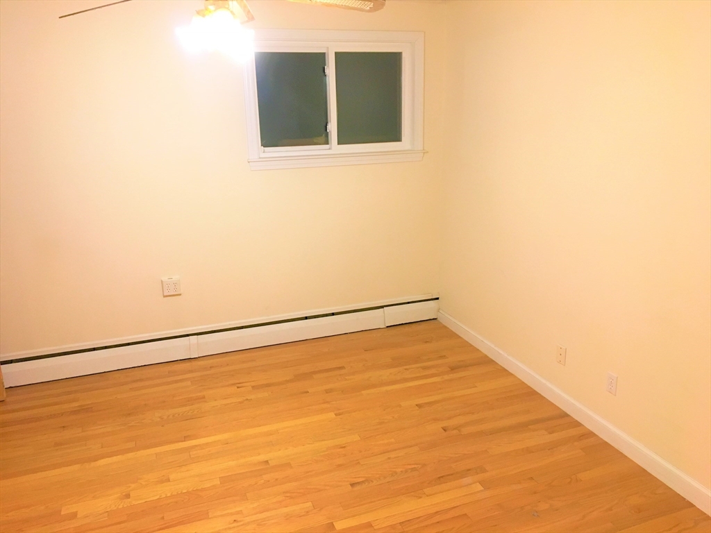 1 bed, 1 bath apartment for rent at 391 Newton St Unit 2, Chestnut Hill — photo 15 of 17