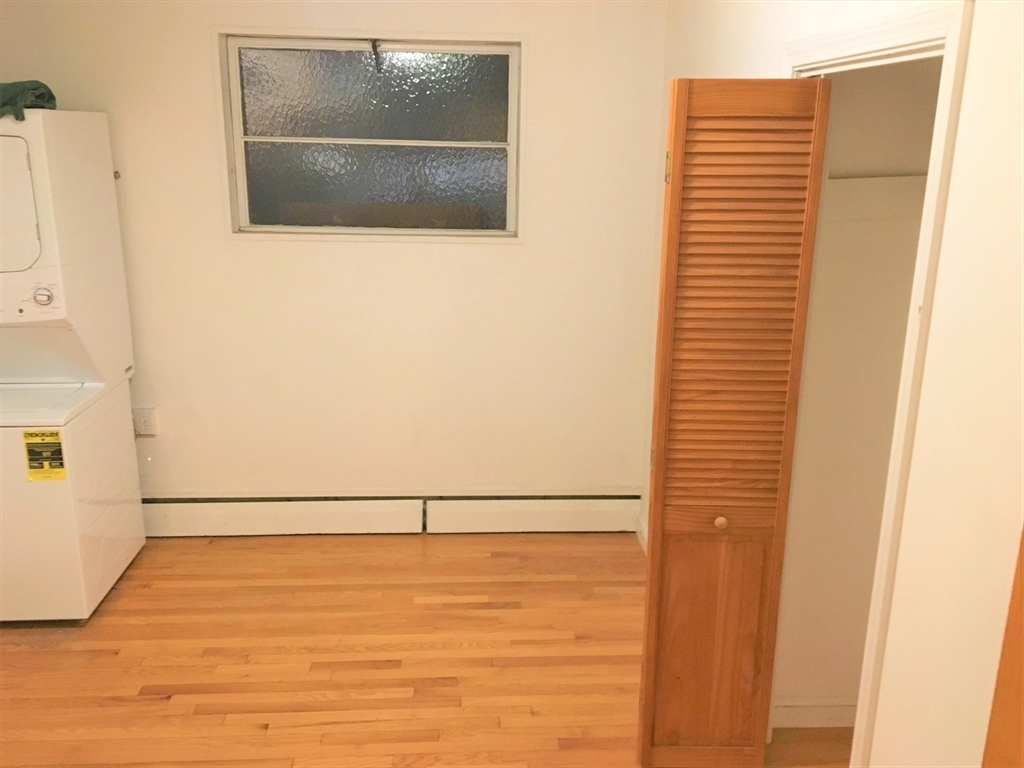 1 bed, 1 bath apartment for rent at 391 Newton St Unit 2, Chestnut Hill — photo 17 of 17