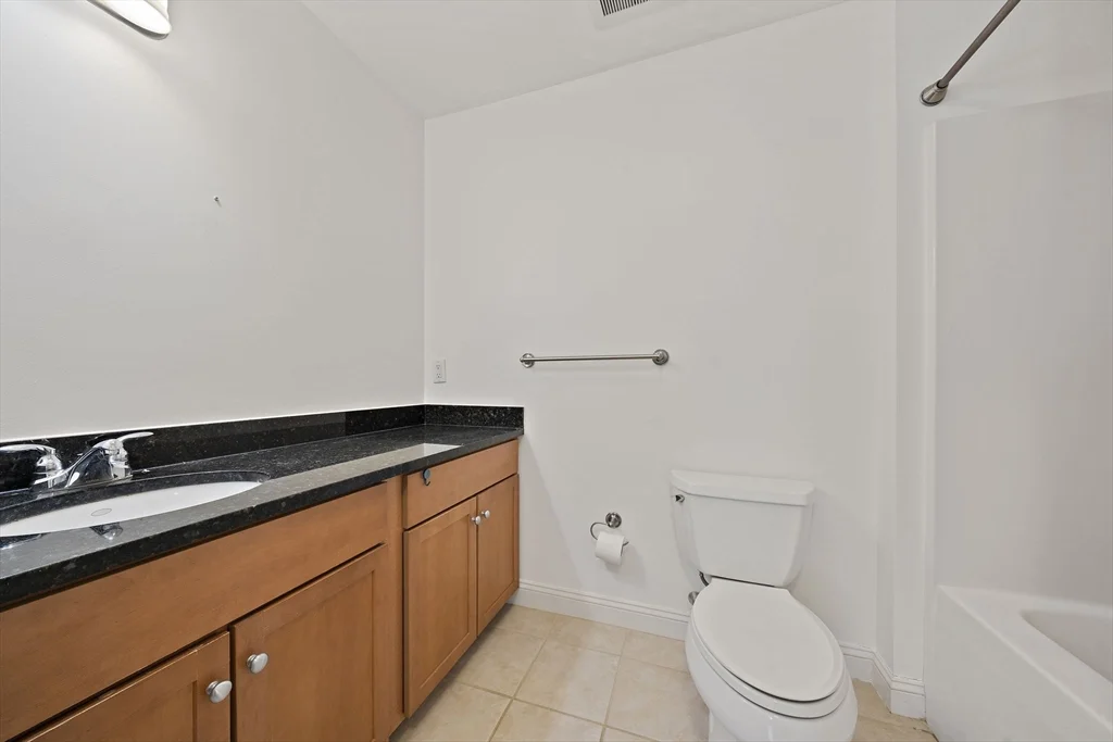 2 bed, 2 bath apartment for rent at 391 Pleasant St Unit 201, Melrose — photo 13 of 26