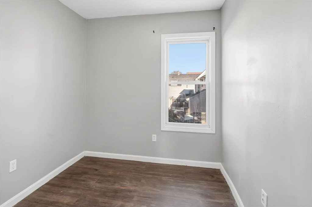 1 bed, 1 bath apartment for rent at 391 Rivet St Unit 2, New Bedford — photo 6 of 13