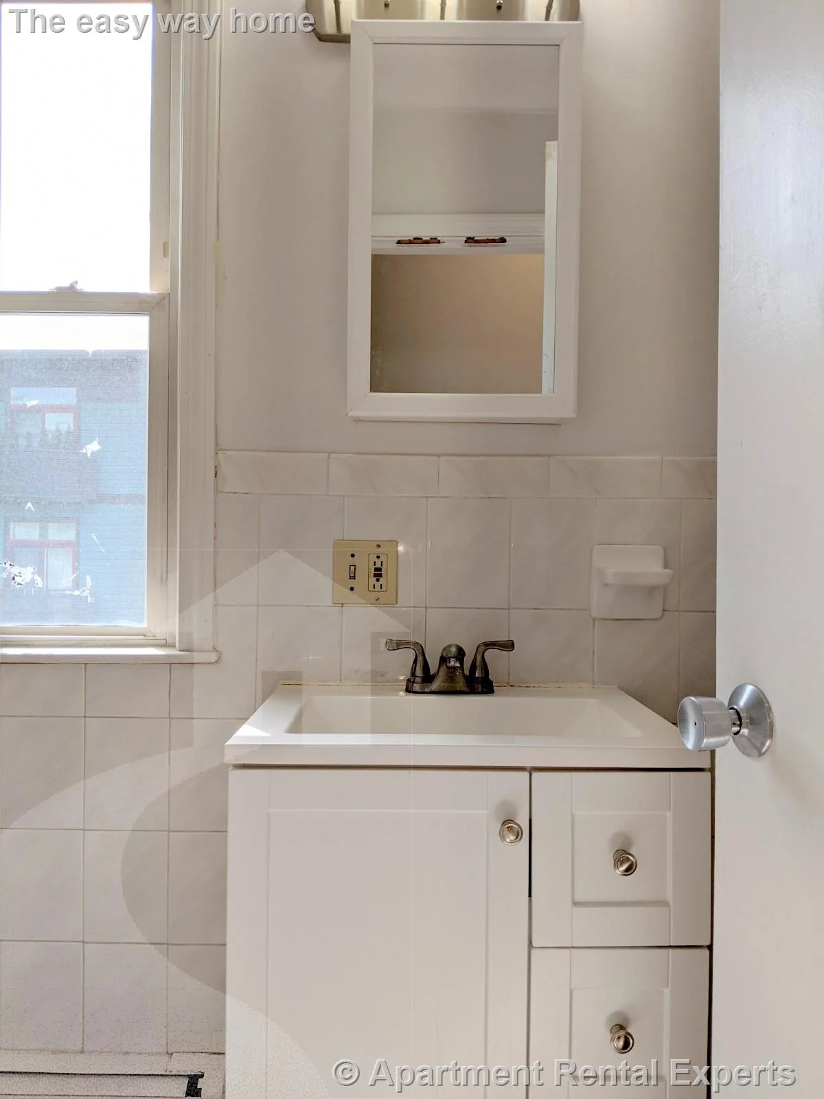 3 bed, 1 bath apartment for rent at 392 Washington St Unit 3, Ward Two — photo 17 of 24
