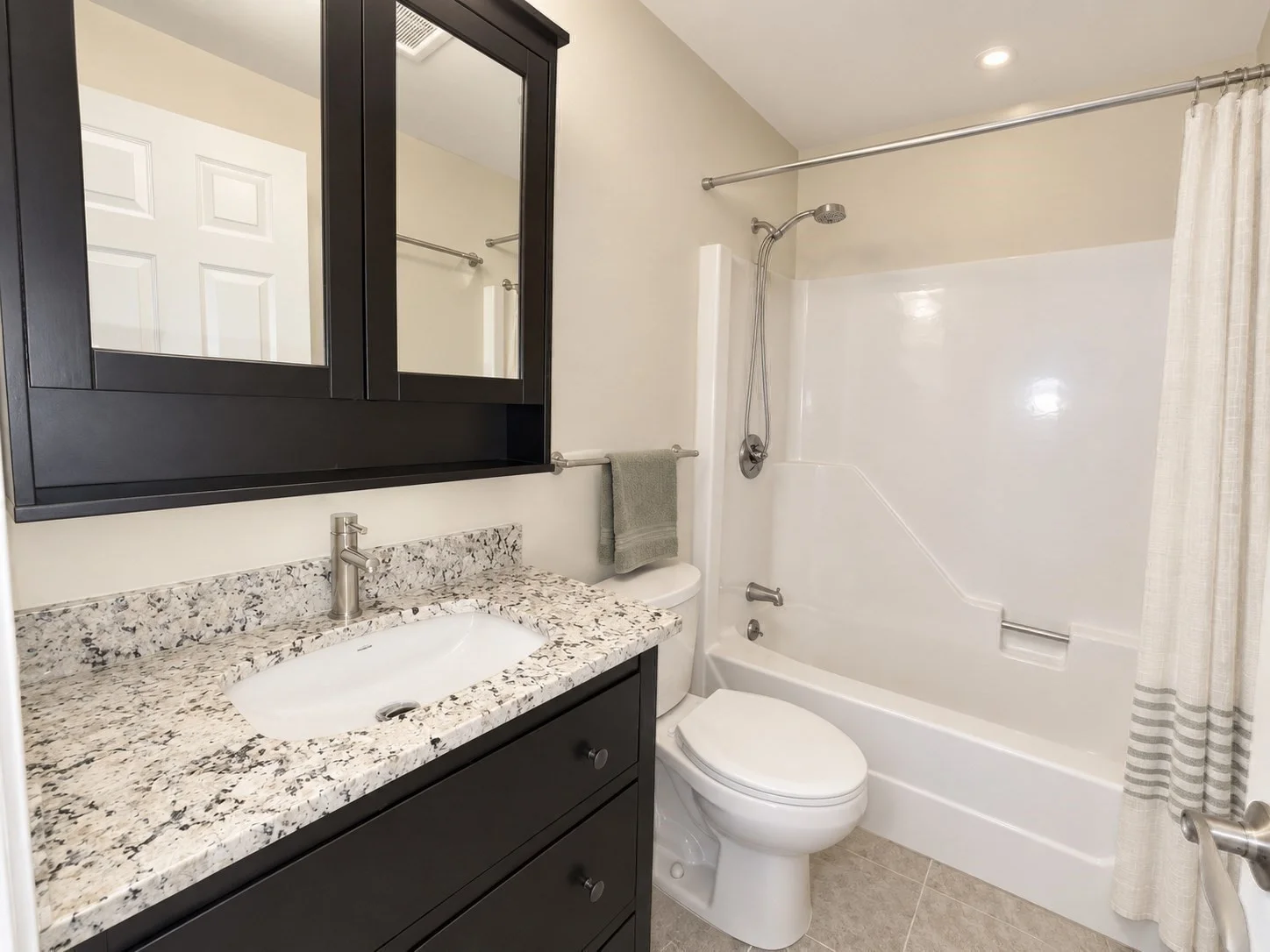 2 bed, 2 bath apartment for rent at 3920 Mystic Valley Pkwa Unit 322, Wellington — photo 9 of 14