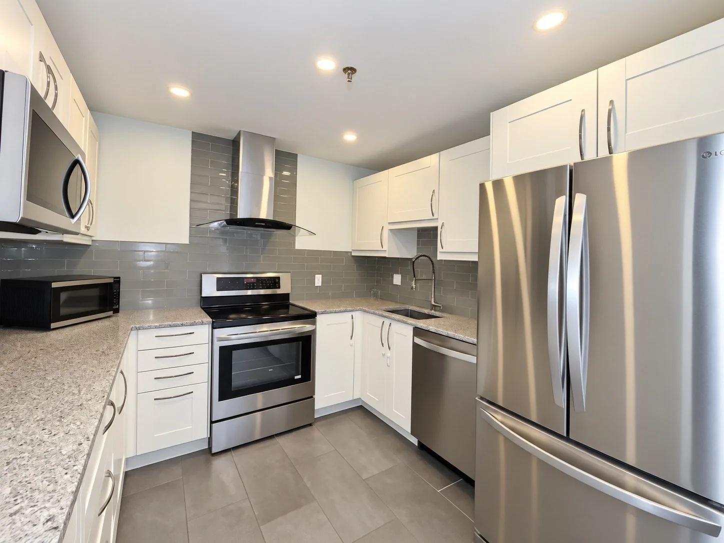 2 bed, 2 bath apartment for rent at 3920 Mystic Valley Pkwa Unit 322, Wellington — photo 2 of 14