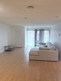 1 bed, 1 bath apartment for rent at 3920 Mystic Valley Pkwy Unit 1117, Wellington — photo 2 of 23