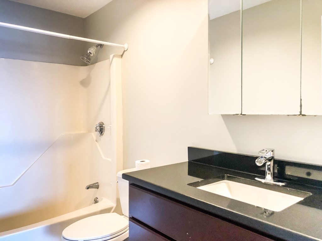 2 bed, 2 bath apartment for rent at 3920 Mystic Valley Pkwy Unit 203, Medford — photo 6 of 24