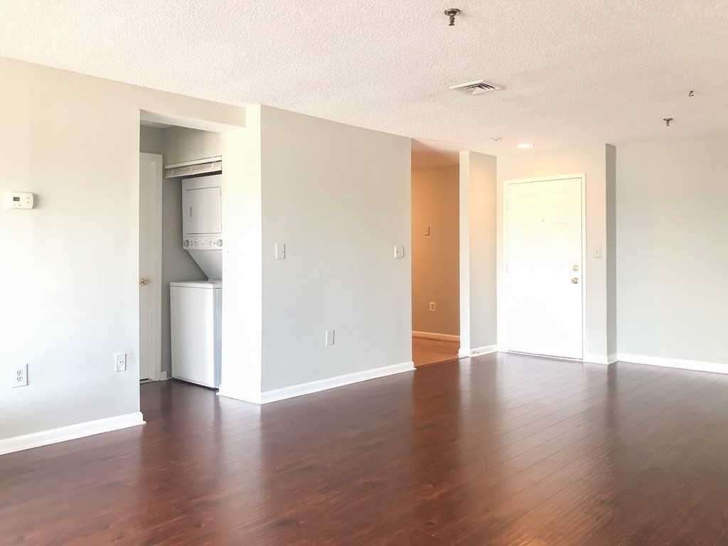 2 bed, 2 bath apartment for rent at 3920 Mystic Valley Pkwy Unit 203, Medford — photo 2 of 24