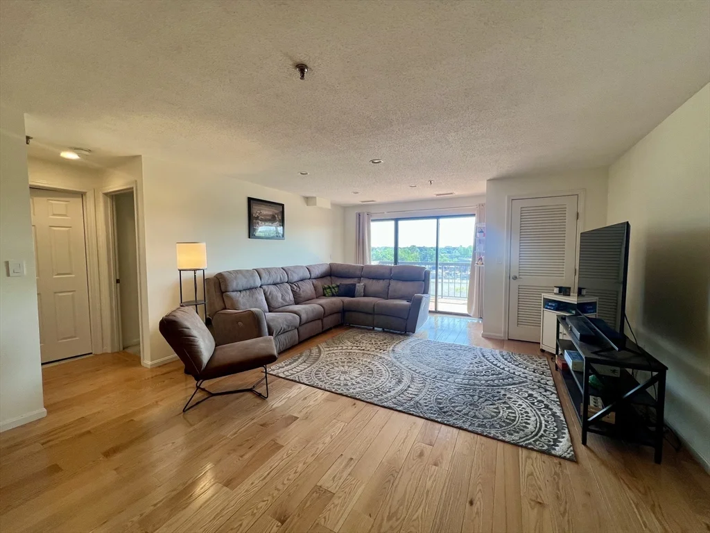 2 bed, 2 bath apartment for rent at 3920 Mystic Valley Pkwy Unit 402, Wellington — photo 6 of 20