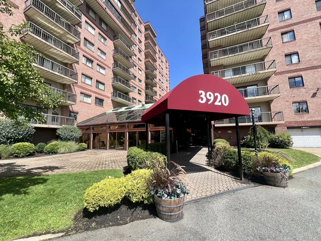 2 bed, 2 bath apartment for rent at 3920 Mystic Valley Pkwy Unit 402, Wellington — photo 3 of 20