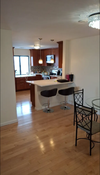 2 bed, 2 bath apartment for rent at 3920 Mystic Valley Pkwy Unit 412, Medford — photo 3 of 10