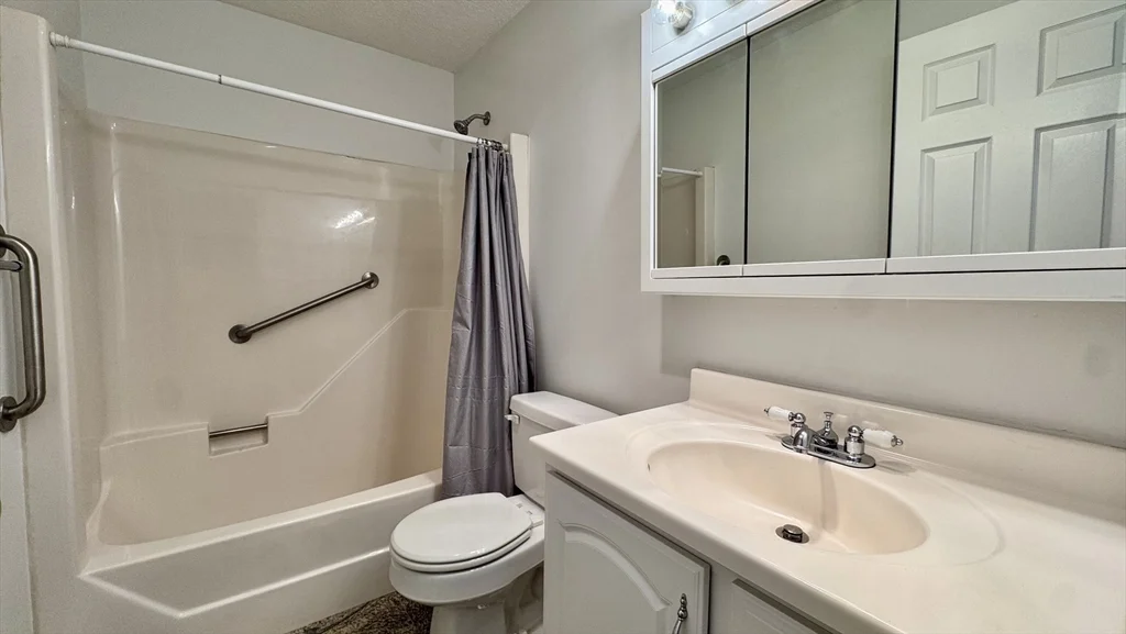 1 bed, 1 bath apartment for rent at 3920 Mystic Valley Pkwy Unit 817, Medford — photo 7 of 10