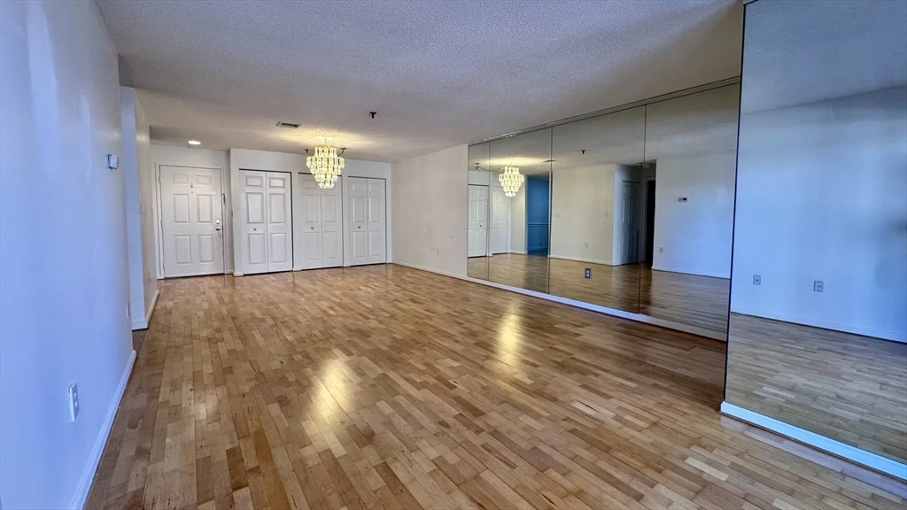 1 bed, 1 bath apartment for rent at 3920 Mystic Valley Pkwy Unit 817, Medford — photo 4 of 10