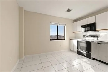 2 bed, 2 bath apartment for rent at 3920 Mystic Valley Pkwy Unit 913, Medford — photo 8 of 31