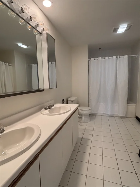2 bed, 2 bath apartment for rent at 3920 Mystic Valley Pkwy Unit 914, Medford — photo 5 of 9