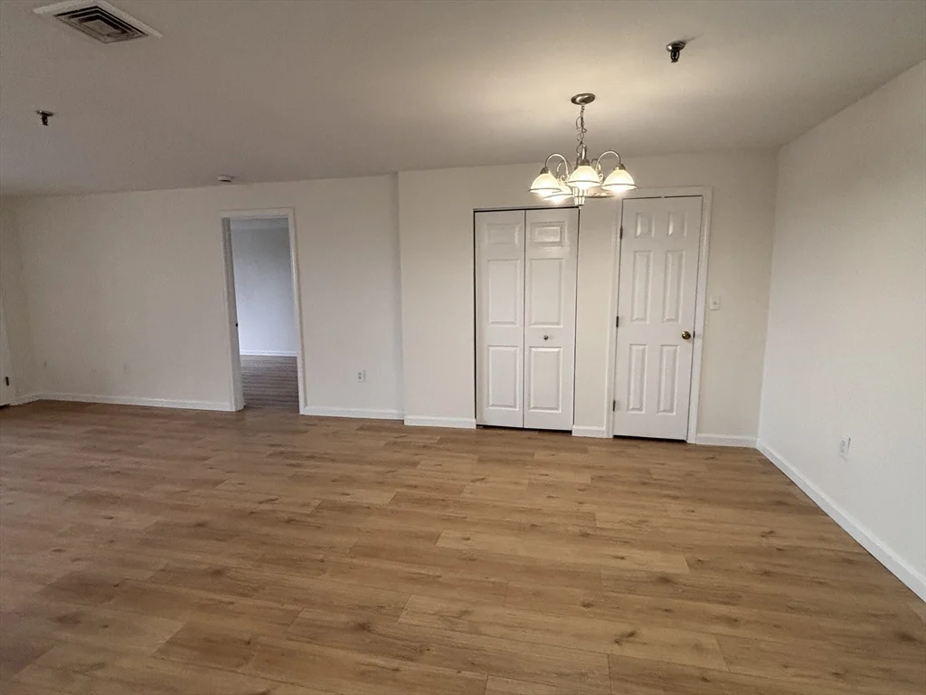2 bed, 2 bath apartment for rent at 3920 Mystic Valley Pkwy Unit 914, Medford — photo 1 of 9