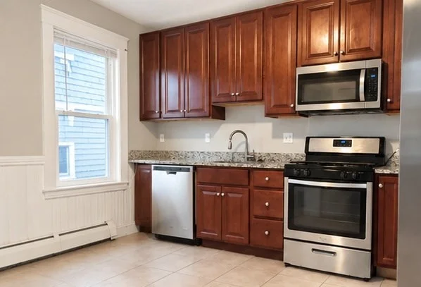 3 bed, 1 bath apartment for rent at 3924 Washington St Unit 2, Roslindale — photo 1 of 11