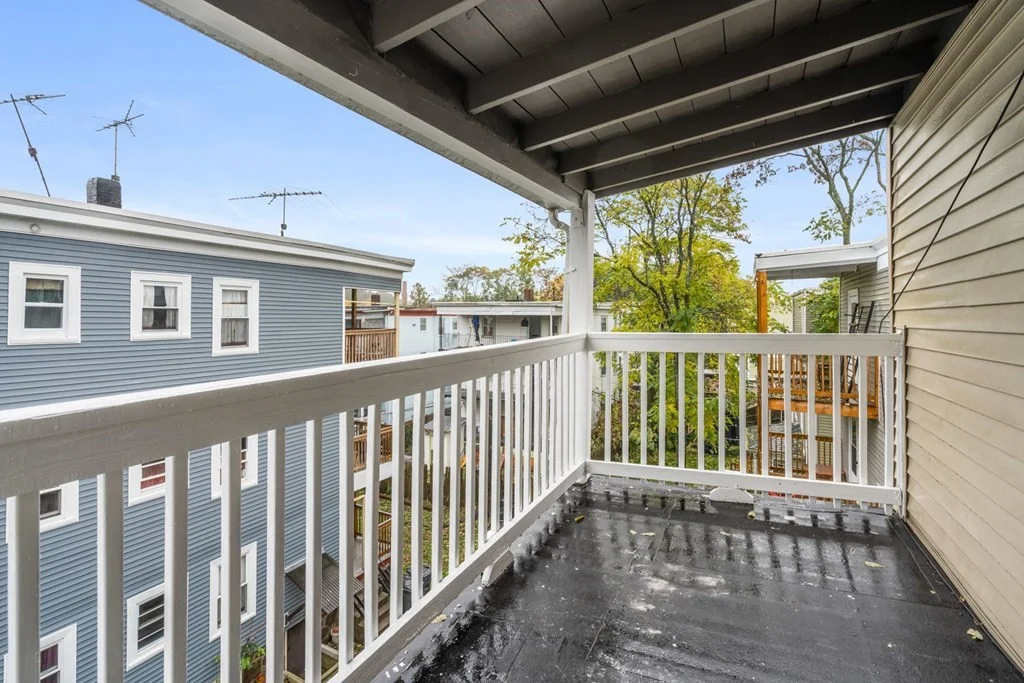 3 bed, 1 bath apartment for rent at 3924 Washington St Unit 3, Boston — photo 30 of 31