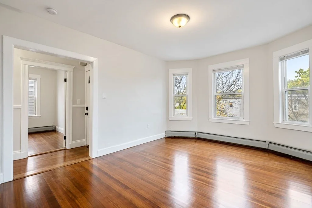 3 bed, 1 bath apartment for rent at 3924 Washington St Unit 3, Boston — photo 10 of 31