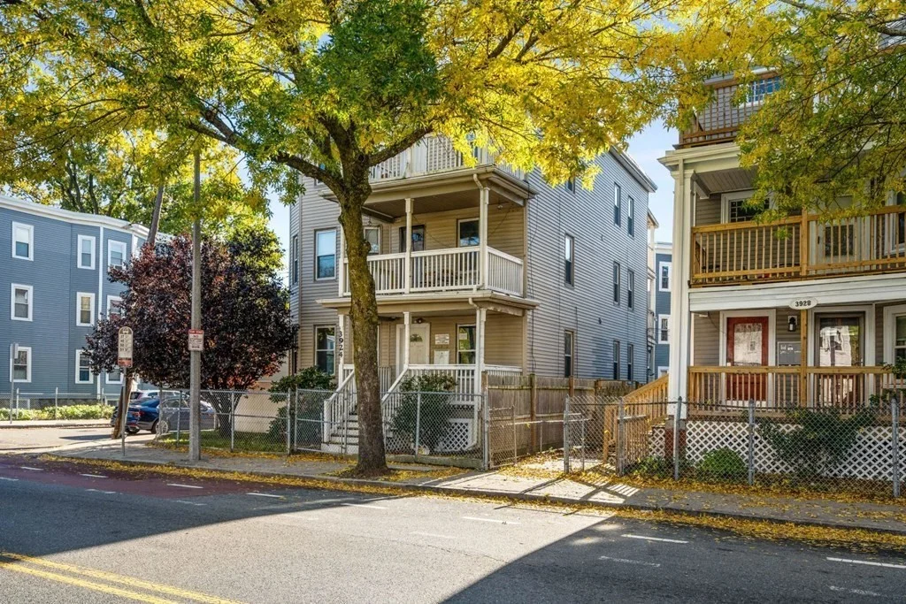 3 bed, 1 bath apartment for rent at 3924 Washington St Unit 3, Boston — photo 5 of 31