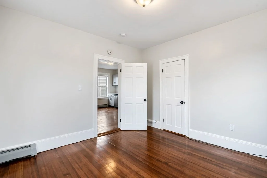 3 bed, 1 bath apartment for rent at 3924 Washington St Unit 3, Boston — photo 24 of 31