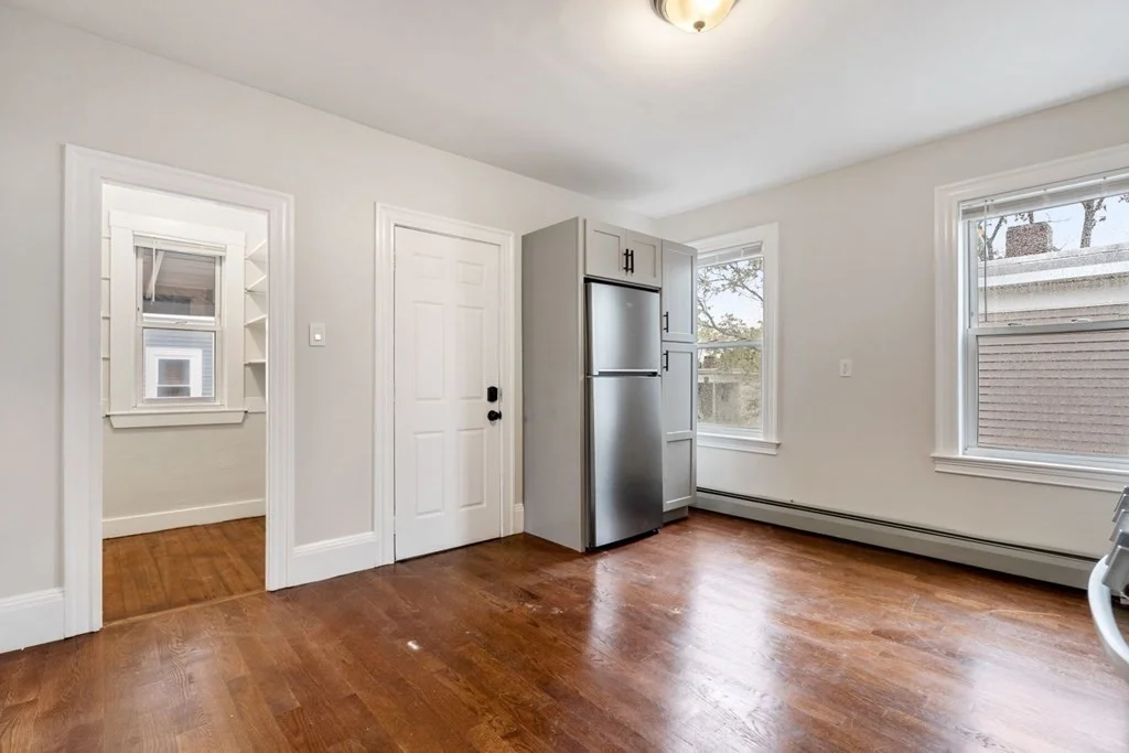 3 bed, 1 bath apartment for rent at 3924 Washington St Unit 3, Boston — photo 16 of 31