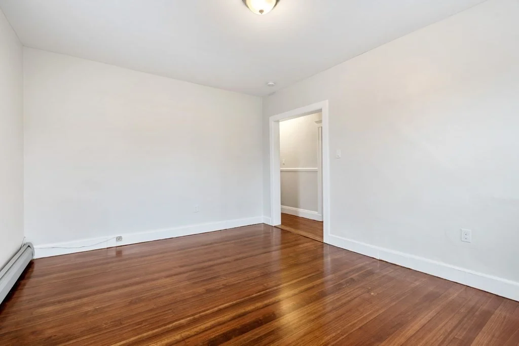 3 bed, 1 bath apartment for rent at 3924 Washington St Unit 3, Boston — photo 11 of 31