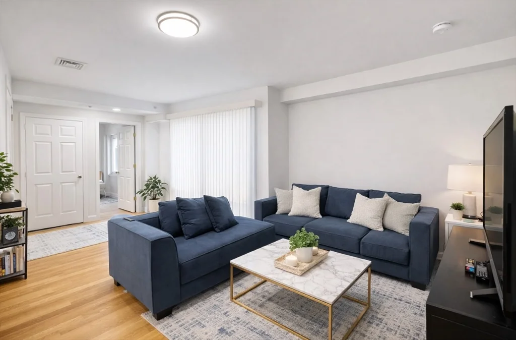 1 bed, 1 bath apartment for rent at 393 West Broadway Unit 4, South Boston — photo 2 of 5