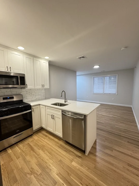 2 bed, 1 bath apartment for rent at 393 West Broadway Unit 7, South Boston — photo 6 of 14