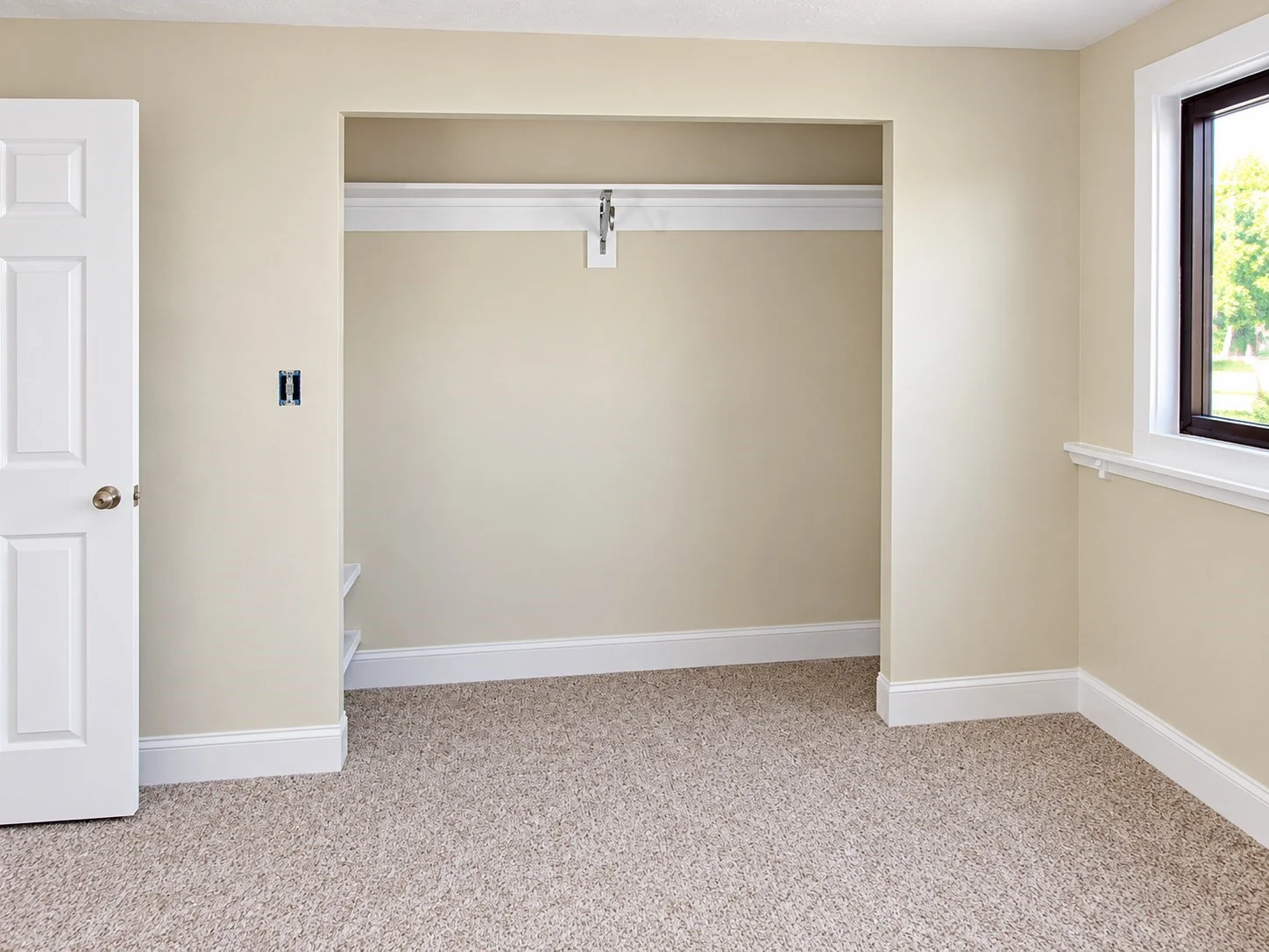 1 bed, 1 bath apartment for rent at 393 Washington St Unit 2, Braintree — photo 5 of 8