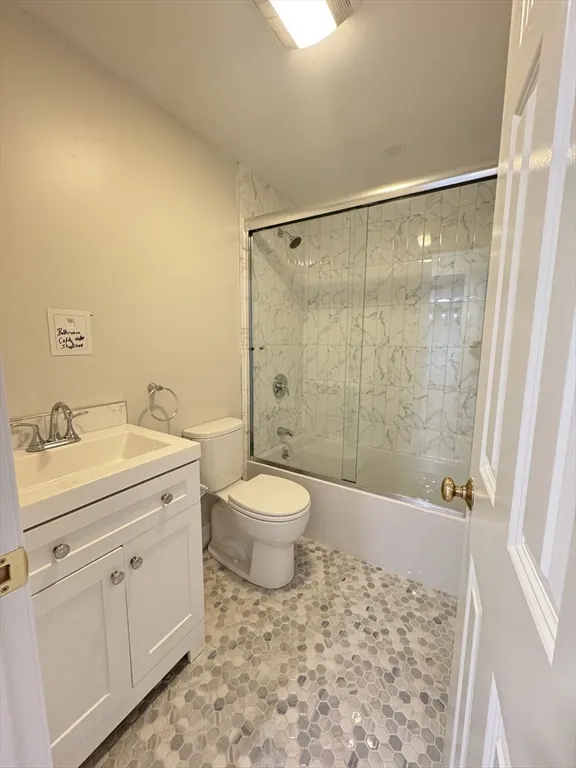 2 bed, 1 bath apartment for rent at 393 West Broadway Unit 393-3, South Boston — photo 5 of 11