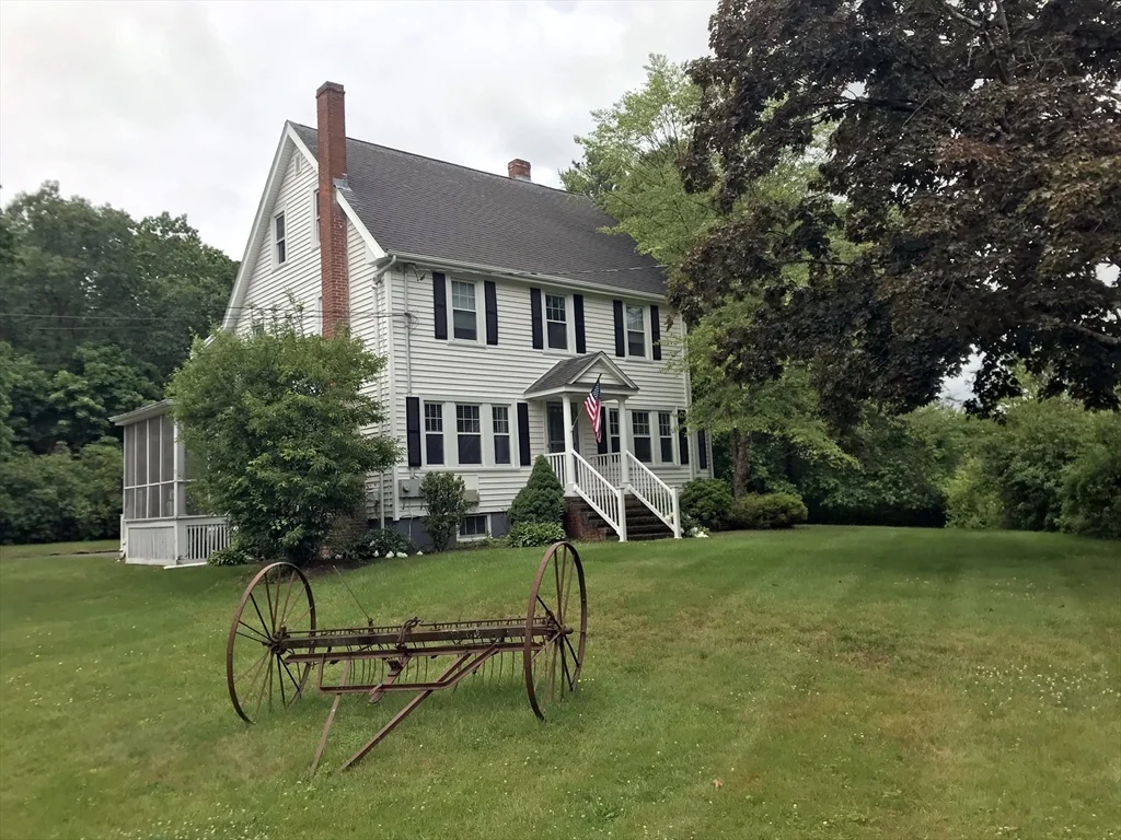 1 bed, 1 bath apartment for rent at 393 West St Unit 2, Walpole