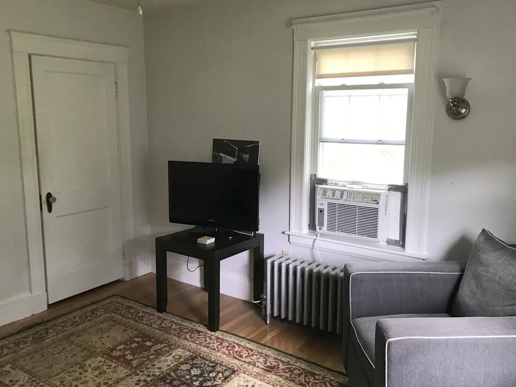 1 bed, 1 bath apartment for rent at 393 West St Unit 2, Walpole — photo 8 of 21