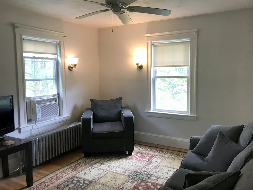 1 bed, 1 bath apartment for rent at 393 West St Unit 2, Walpole — photo 11 of 21