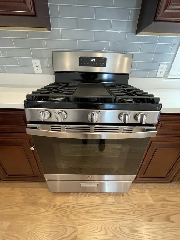 3 bed, 2 bath apartment for rent at 394 Ashmont St Unit 2, Dorchester — photo 3 of 28