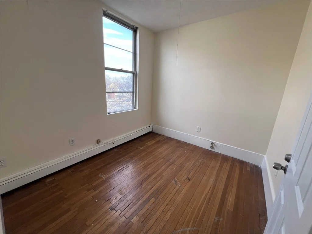 2 bed, 1 bath apartment for rent at 394 Broadway Unit 3, Winter Hill — photo 9 of 12